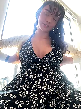 Snapshot of Daneshka1 chatting on 11-29-25, 03:26 Daneshka1 online show from 11-29-25, 03:26