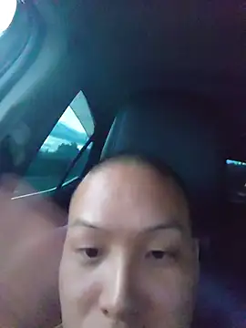 Snapshot of MUSCLE178 chatting on 06-03-26, 10:18 MUSCLE178 online show from 06-03-26, 10:18