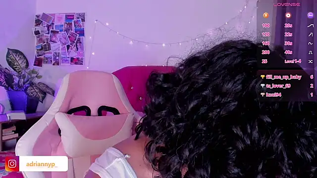 adriannyp 1 online show from 03-02-25, 03:13