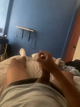 lucca07112 online show from 02-05-25, 03:20