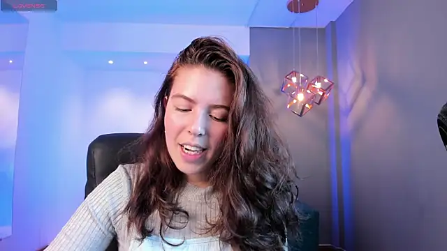 Lyssa Muller online show from 02-06-25, 01:21