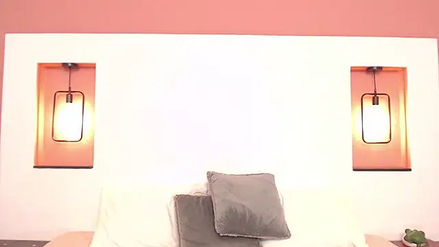 Miley Collins online show from 12-12-24, 11:14