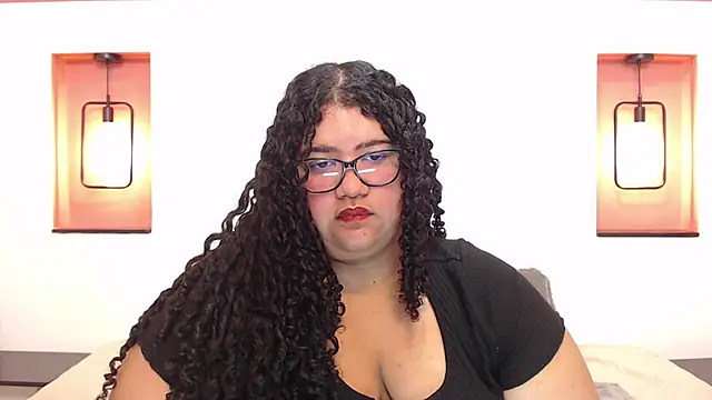 Miley Collins online show from 12-27-24, 05:59