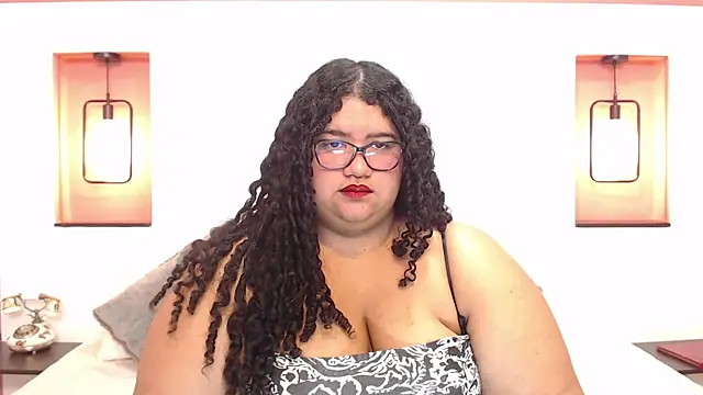 Miley Collins online show from 01-14-25, 06:17