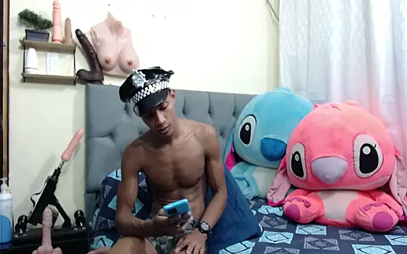 Snapshot of Ryan_Vergon chatting on 03-01-25, 01:11 Ryan Vergon online show from 03-01-25, 01:11