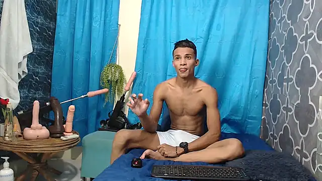 Snapshot of Ryan_Vergon chatting on 03-22-25, 01:22 Ryan Vergon online show from 03-22-25, 01:22