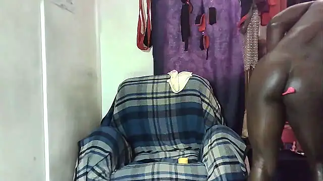 yezz3011 online show from 02-22-26, 06:50