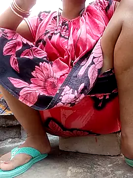 Sony-Model online show from 12-19-25, 05:36