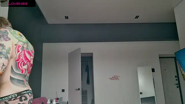 white King9999 online show from 10-17-25, 02:48