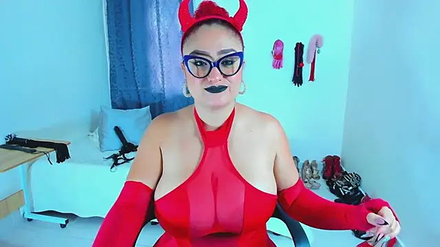 Snapshot of nayan_fire69 chatting on 02-19-25, 06:32 nayan fire69 online show from 02-19-25, 06:32