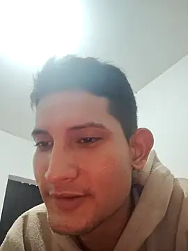 Snapshot of Valentinacuc chatting on 09-12-25, 04:51 Valentinacuc online show from 09-12-25, 04:51