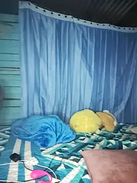 Snapshot of Valentinacuc chatting on 10-03-25, 09:39 Valentinacuc online show from 10-03-25, 09:39