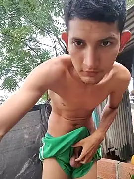 Snapshot of Valentinacuc chatting on 10-14-25, 12:17 Valentinacuc online show from 10-14-25, 12:17