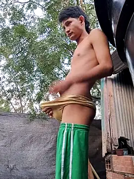 Valentinacuc online show from 02-18-26, 11:39