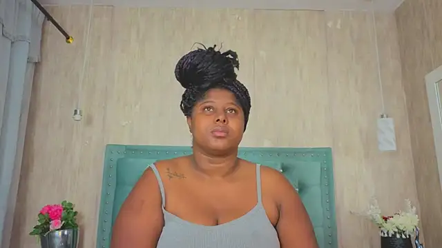 Snapshot of Alexa_roussee chatting on 10-17-25, 12:30 Alexa roussee online show from 10-17-25, 12:30