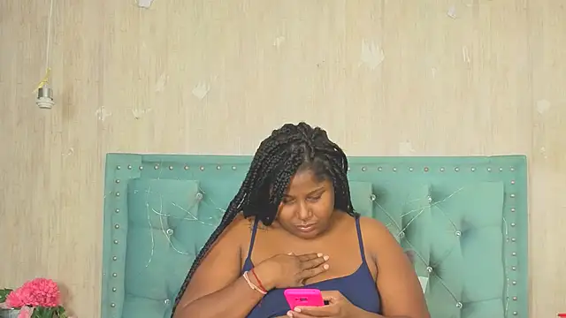 Snapshot of Alexa_roussee chatting on 11-23-25, 02:00 Alexa roussee online show from 11-23-25, 02:00