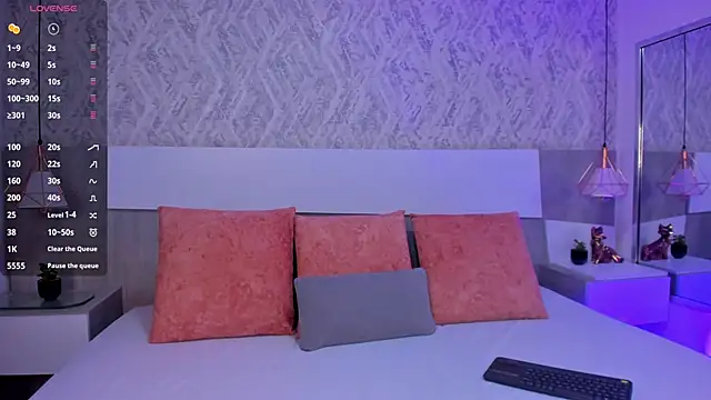 AishaPeyton online show from 02-14-25, 02:12