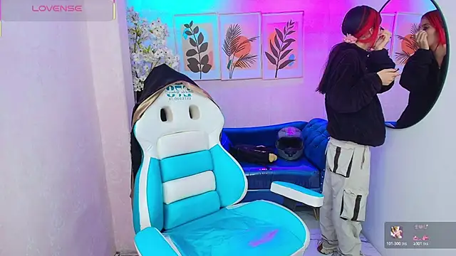 Dafne huges online show from 11-06-25, 07:04