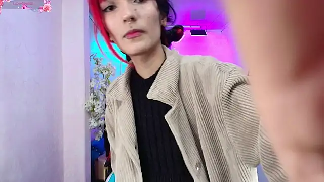 Dafne huges online show from 12-04-25, 07:11