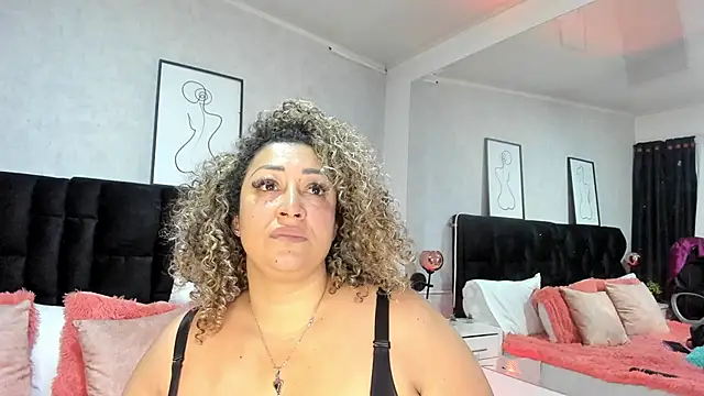 Katti Barrera online show from 02-13-25, 11:28