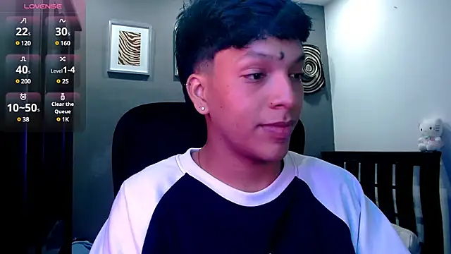 Snapshot of Xander_bonnet1 chatting on 01-15-25, 12:25 Xander bonnet1 online show from 01-15-25, 12:25