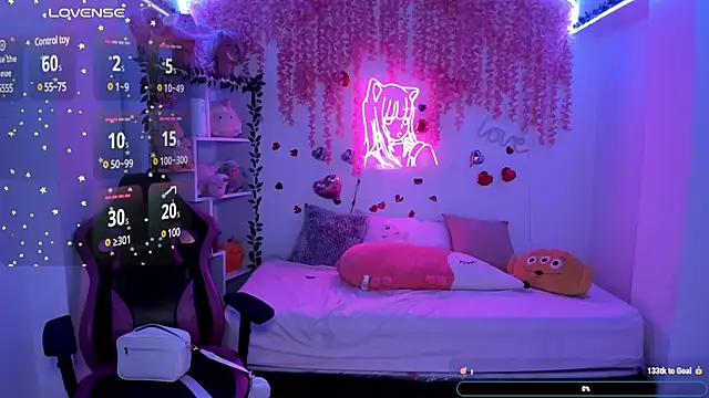 Snapshot of cat_kitty18_ chatting on 03-06-25, 06:26 cat kitty18 online show from 03-06-25, 06:26