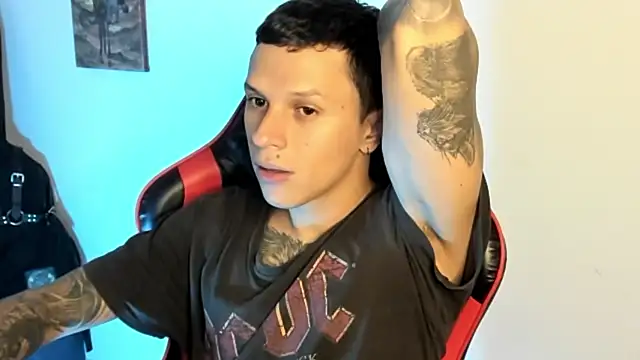 Snapshot of goodboy69l chatting on 02-08-26, 12:14 goodboy69l online show from 02-08-26, 12:14