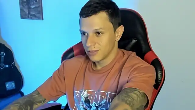 Snapshot of goodboy69l chatting on 02-08-26, 12:19 goodboy69l online show from 02-08-26, 12:19