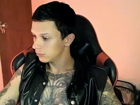 Snapshot of goodboy69l chatting on 03-03-26, 11:21 goodboy69l online show from 03-03-26, 11:21