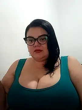 Madisonpalacio online show from 12-17-25, 08:37