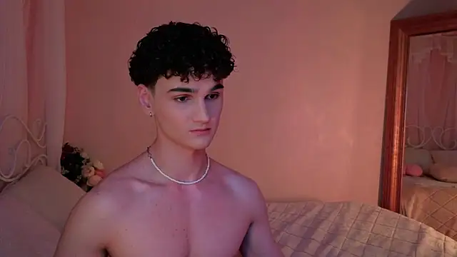 Snapshot of adam_21cm__ chatting on 03-14-25, 08:28 adam 21cm   online show from 03-14-25, 08:28