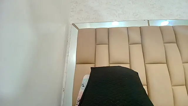 Snapshot of mss_samy chatting on 02-06-25, 03:06 mss samy online show from 02-06-25, 03:06