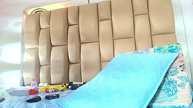 Snapshot of mss_samy chatting on 03-19-25, 03:09 mss samy online show from 03-19-25, 03:09