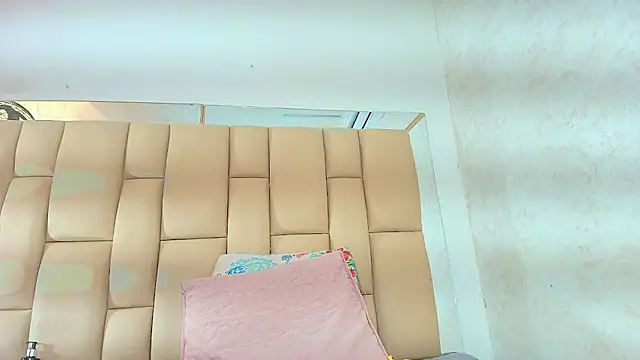 Snapshot of mss_samy chatting on 03-22-25, 03:09 mss samy online show from 03-22-25, 03:09