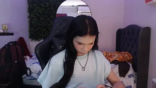 Snapshot of andy_bell_x chatting on 01-31-25, 04:14 andy bell x online show from 01-31-25, 04:14