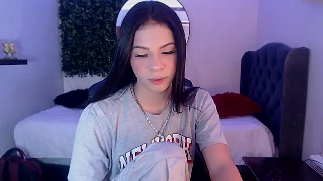 Snapshot of andy_bell_x chatting on 02-24-25, 05:22 andy bell x online show from 02-24-25, 05:22