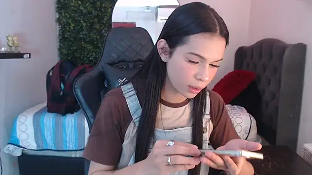 Snapshot of andy_bell_x chatting on 03-20-25, 04:51 andy bell x online show from 03-20-25, 04:51