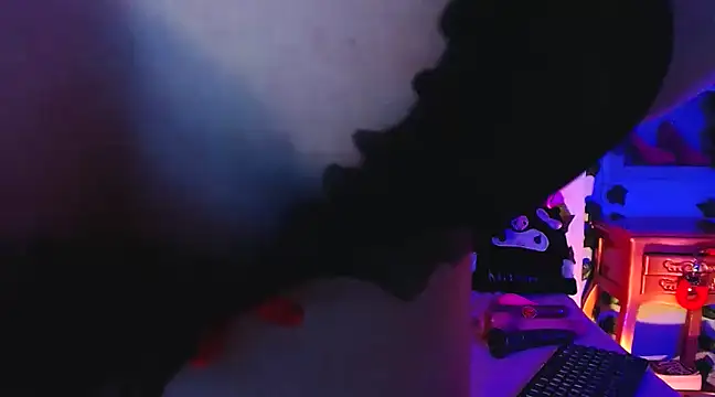 Mapu delyth online show from 02-25-25, 04:03