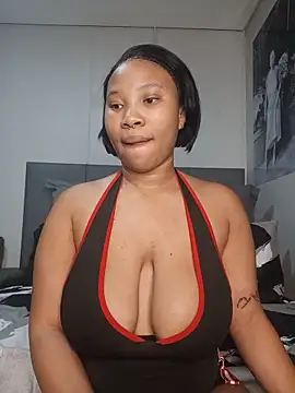 DrippinCaramelCutie online show from 06-17-26, 12:35