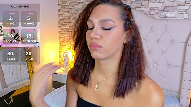 Sara-Smith- online show from 04-28-26, 12:10