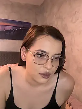 Baby Nicoll online show from 03-10-26, 11:15