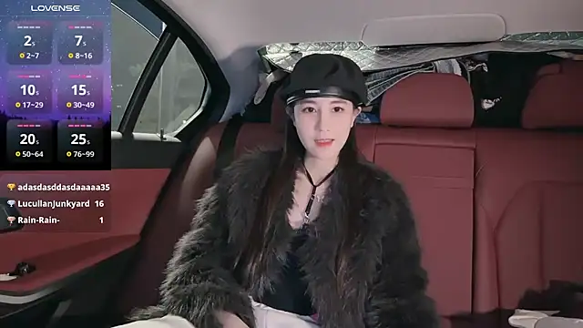 Snapshot of newwell chatting on 01-21-25, 02:15 newwell online show from 01-21-25, 02:15