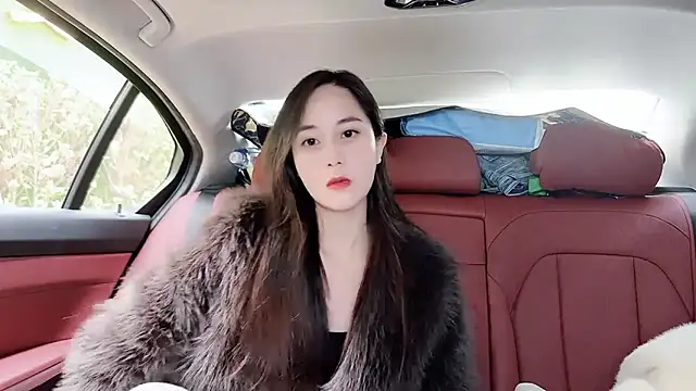 Snapshot of newwell chatting on 02-27-25, 02:32 newwell online show from 02-27-25, 02:32