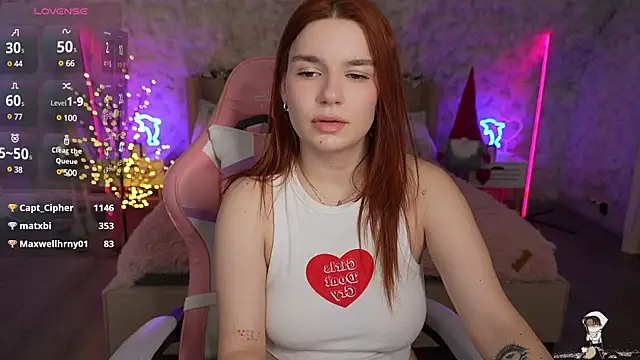 RedShinee online show from 01-17-25, 05:08