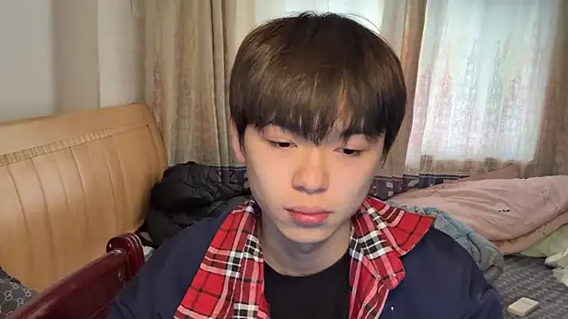 Snapshot of xiaottt1918 chatting on 01-14-25, 04:57 xiaottt1918 online show from 01-14-25, 04:57