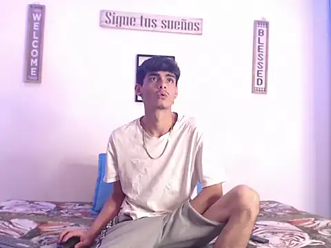 harrytomson 1 online show from 01-24-25, 03:32