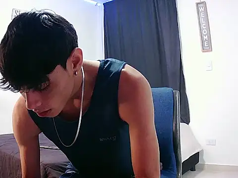 harrytomson 1 online show from 11-02-25, 04:26