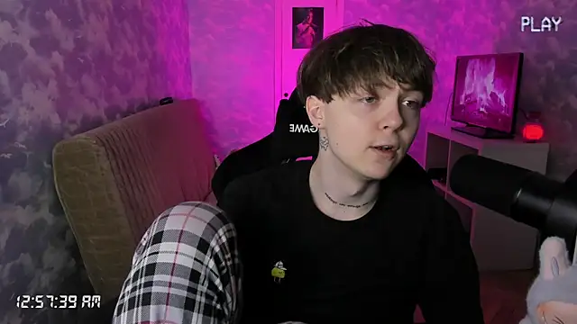 charonbaby1 online show from 10-12-25, 09:58