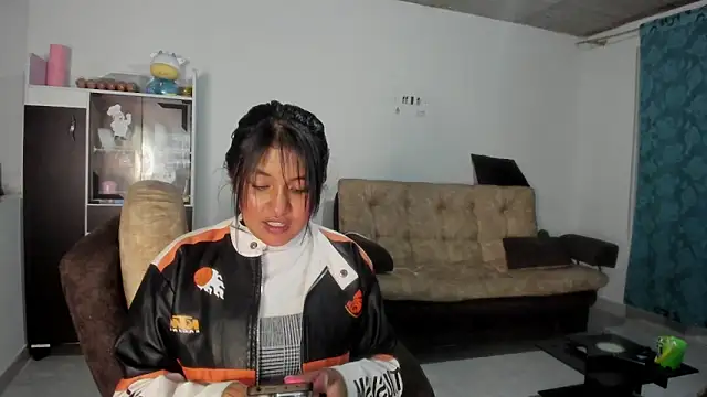 Snapshot of Nalaa_Sc chatting on 11-27-25, 05:20 Nalaa Sc online show from 11-27-25, 05:20