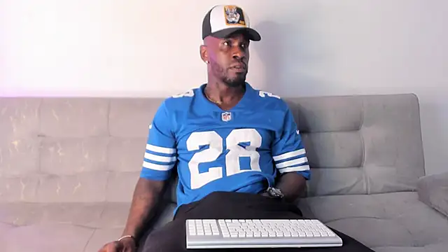 Snapshot of Dvid_Rullers chatting on 01-10-25, 12:06 Dvid Rullers online show from 01-10-25, 12:06